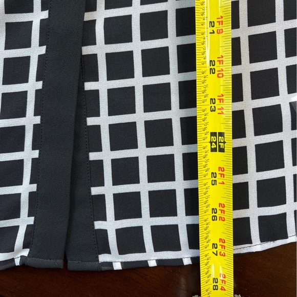Michael Michael Kors Black and White Sheer Window Pane Button Down LS Top Size S - Picture 11 of 13
